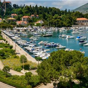 4 bedroom villa with pool in Lapad, Dubrovnik, sleeps 8